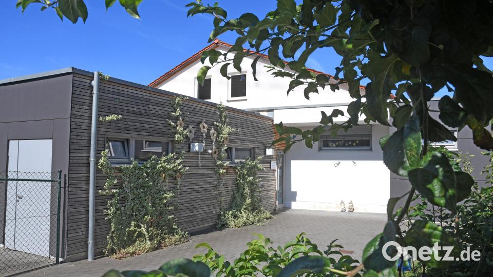 Der Kindergarten St. Martin in Neustadt soll saniert werden. Die Stadt unterstützt die Planungen, in diesem Zug auch eine dringend notwendige weitere Krippengruppe einzurichten. Bild: Gabi Schönberger