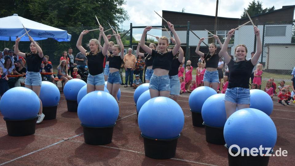 Spektakulär die Showtanzgruppe „Fantasia“ mit „Drums alive“. Bild: jr
