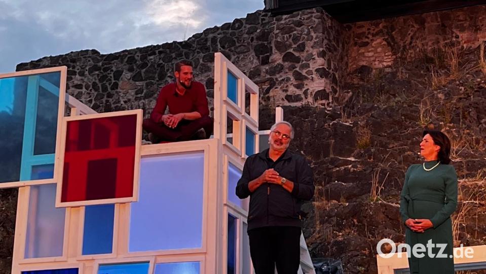 „Kultur in die Region bringen“, das sieht der Heimat- und Kulturverein (HuK)als eine seiner wichtigsten Aufgaben. Mit der Inszenierung „Tartuffe – Der Beutelschneider“ (Bild) ist dies wieder gelungen. Bild: Zintl Leonhard