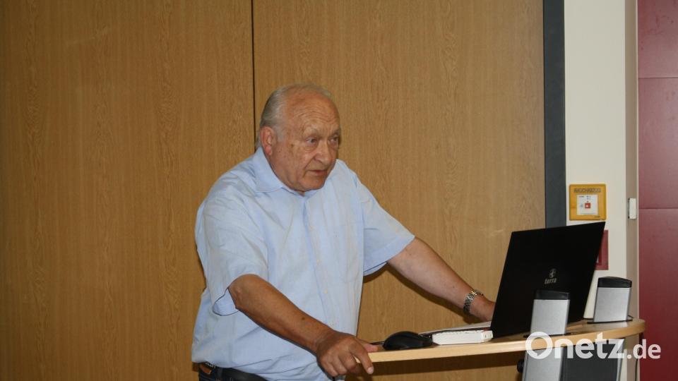 &quot;In diesem so mitgliederstarken Verein sollte das doch möglich sein.&quot; (Vorsitzender Robert Schön hofft auf einen baldigen Nachfolger) Bild: bjp