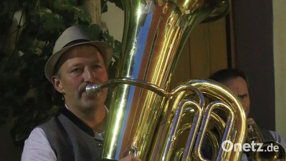 Einer der Kirchenreinbacher Spitzboum und gleichzeitig Entertainer der Formation. Bild: mfh