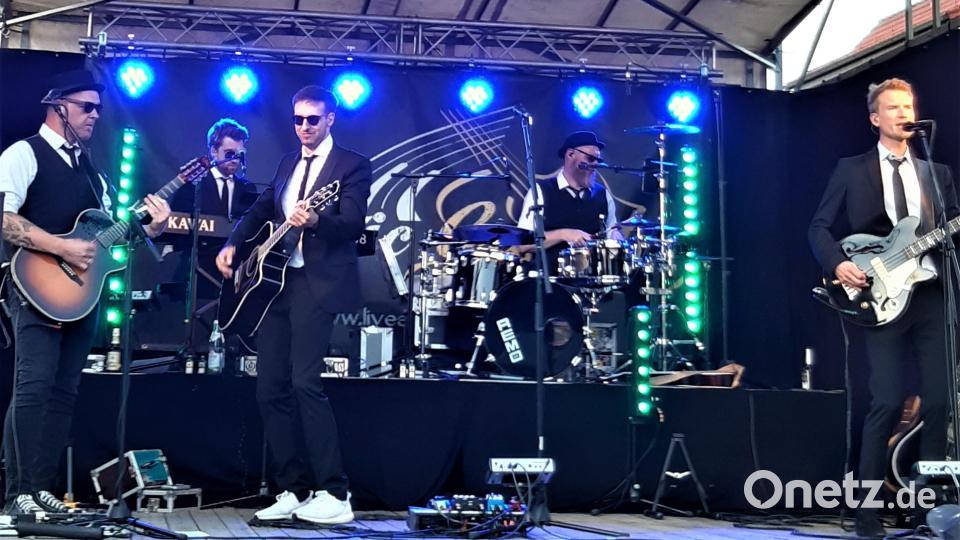 Der gepflegte „Oldschool Style“ ist ein Markenzeichen von Acoustic Gravity, die sich bayernweit einen Namen gemacht hat. Bild: lg