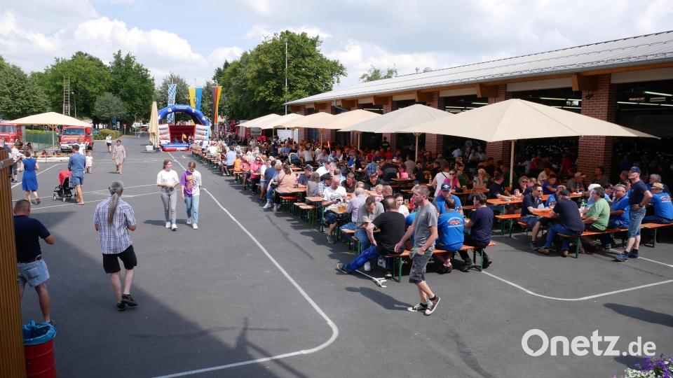 Zahlreiche Besucher kamen am vergangenen Sonntag zum Feuerwehrfest an die Bahnhofstraße. Bild: flm