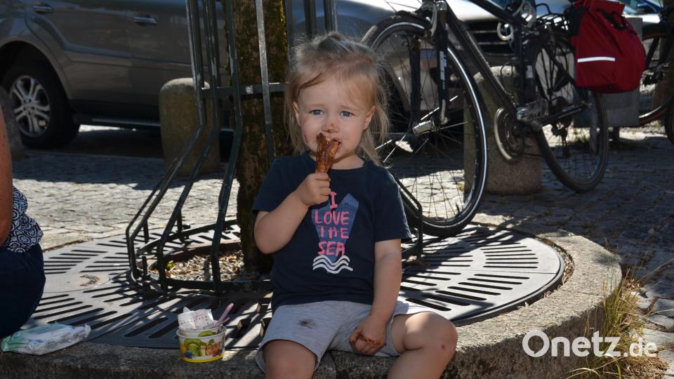 Ella liebt Schokoladeneis über alles. Bild: dob