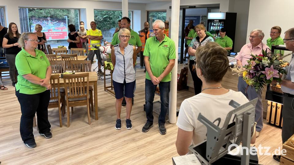 Bürgermeisterin Höcht dankte allen für ihre tatkräftige Unterstützung und den Einsatz. Bild: vsr