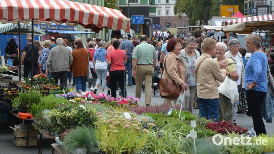Mächtig was los war am Sonntagnachmittag beim traditionellen Bartholomäusmarkt in der Marktredwitzer Innenstadt. Bild: jr