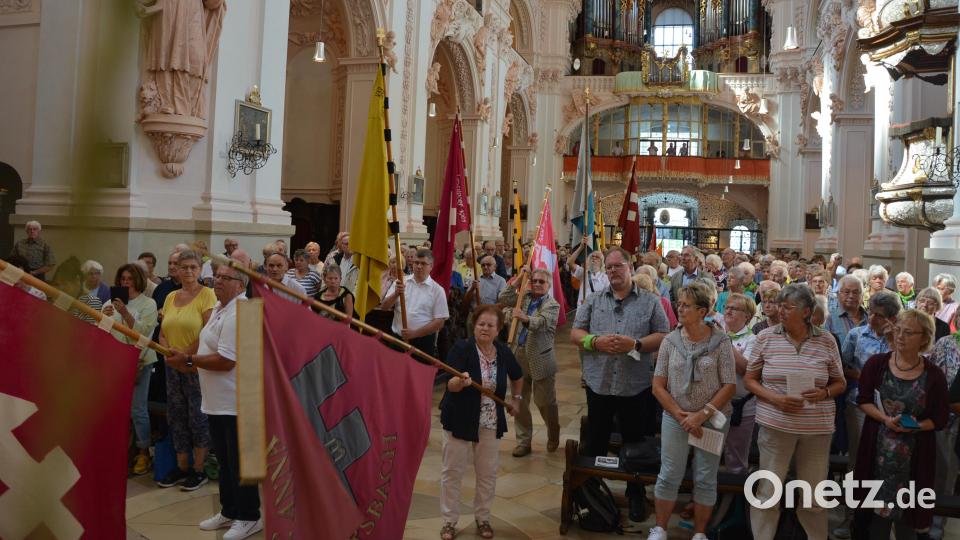 Voll besetzt war die Basilika beim Gottesdienst zur 25. Bamberger KAB-Seniorenwallfahrt. Bild: jr