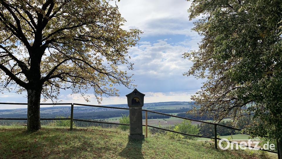 Kreuzweg zum Barbaraberg bei Speinshart Bild: Gabi Schönberger