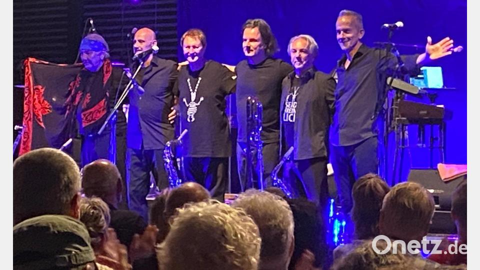 Die Nähe zu den Fans ist Haindling immer sehr wichtig. Bild: Wilhelm Amann