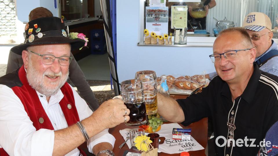 Prost Sepp: Alles Gute zum 75. Geburtstag. Bild: mfh