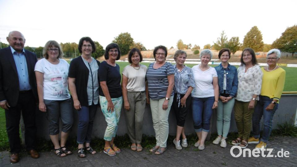 Einstimmig wählen die Mitglieder des Hahnbacher Kneippverein einen neuen Vorstand. Bild: mma