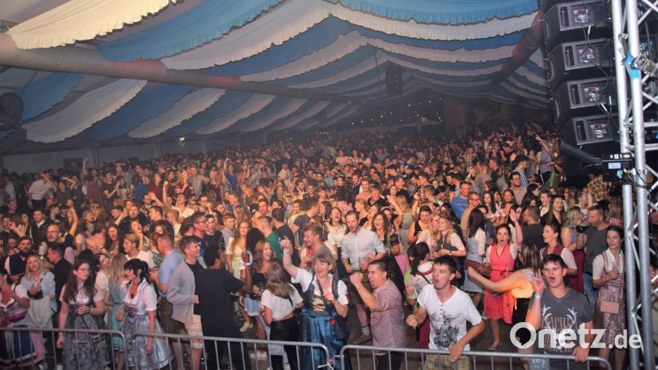 Den Flosser Kirwafans wird ein größerer Feierlevel wie etwa beim Gäubodenfest zugesprochen. Bild: fz