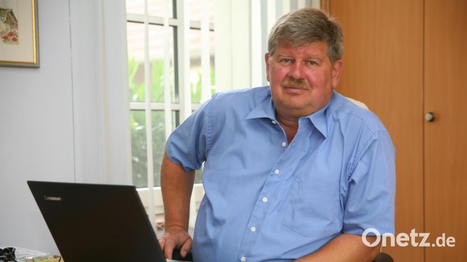 Etzenrichts Bürgermeister Martin Schregelmann feiert am Samstag 60. Geburtstag. Bild: war