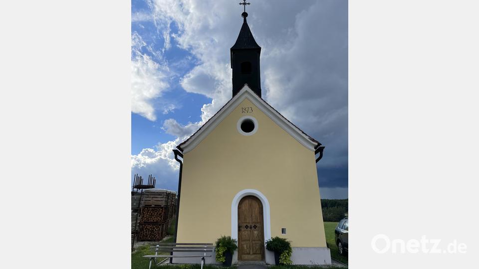 Das Egelsheimer Kirchlein erstrahlt nach der Renovierung in neuem Glanz. Bild: vib