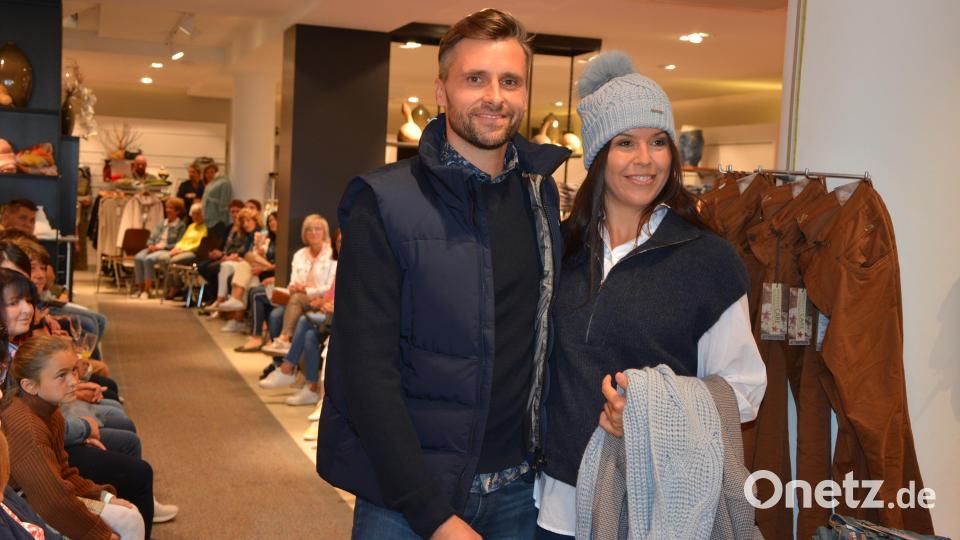 Modetrends für den Herbst und den kommenden Winter wurden im Modehaus Zeitler gezeigt. Bild: jr