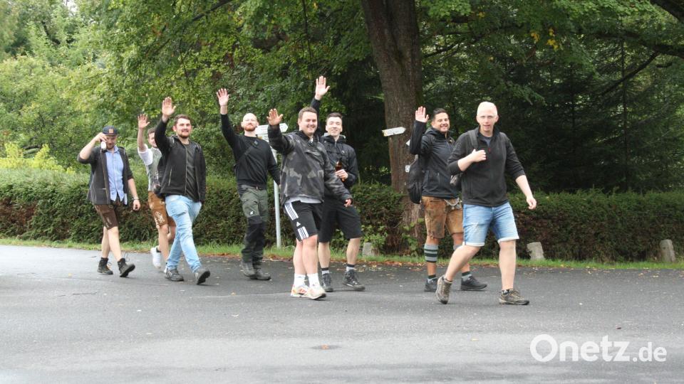 Die Wanderer waren bester Laune. Bild: roh
