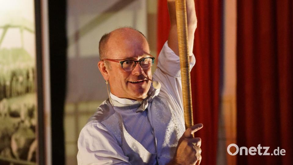 Auch am Alphorn ist Schorsch Bross ein Könner. Bild: Brigitte Grüner/exb