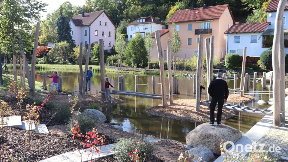 Der Spielplatz im Mühlbachpark hat das Thema &quot;Stadt im Wasser&quot;. Bild: Stadt Tirschenreuth/exb