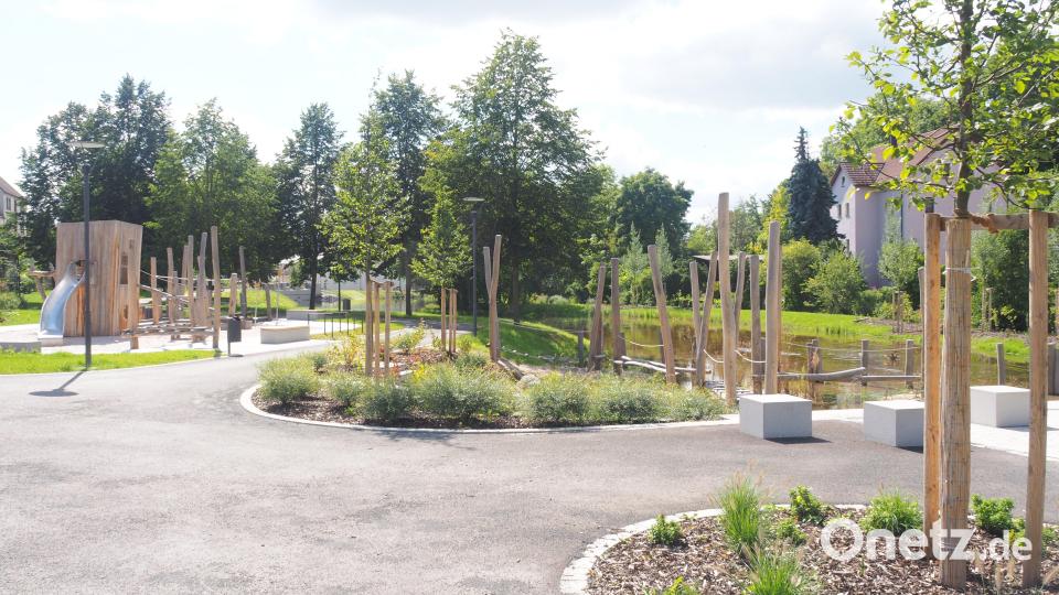 Binnen zwei Jahren wurde das Areal beim Mühlbach umgestaltet. Insgesamt kostet die erste Etappe des Projekts &quot;Zukunft Stadtgrün&quot; rund vier Millionen Euro. Dafür erhielt die Stadt einen Zuschuss in Höhe von 2,4 Millionen Euro. Archivbild: ws