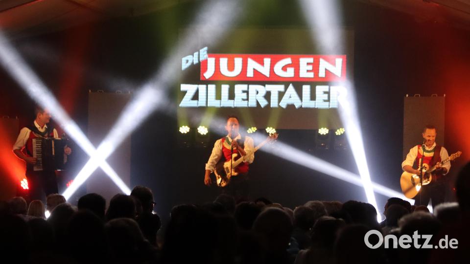 Der Topact des AKV-Jubiläumswochenendes waren &quot;Die Jungen Zillertaler&quot;. Bild: mfh