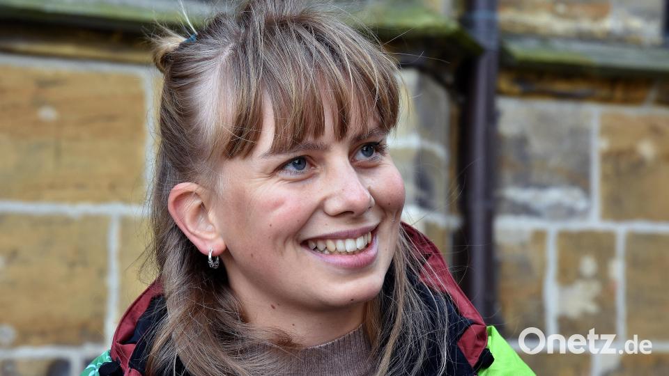 &quot;Was hat dort positiv gewirkt? Die Hilfe untereinander und die Politik. Deshalb brauchen wir Solidarität und den Druck auf die Politik.&quot; (Aziza Ernst zieht einen Vergleich mit dem, was nach der Flutkatastrophe im Ahrtal passiert ist) Bild: Stephan Huber