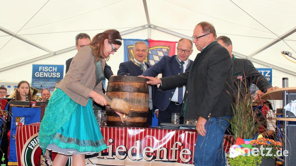 Letztes Anzapfen für die Oberpfälzer Teichnixe. Bild: stg