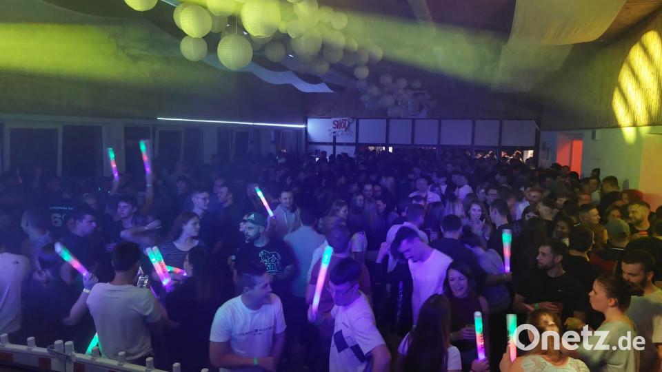 Volles Haus im Kirchenthumbach Sportheim. Bild: msk