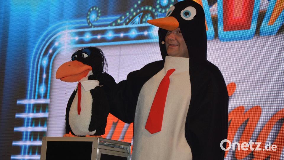Die beiden Pinguine auf der Bühne veräppelten Heidi Klum. Bild: jr