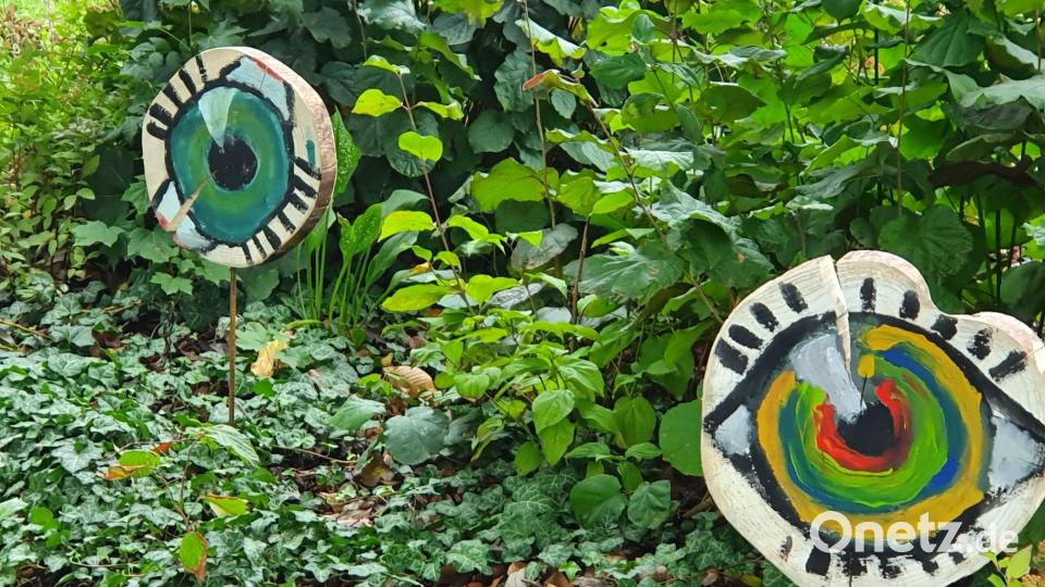 Kreative Augen in den Baumscheiben. Bild: jzk