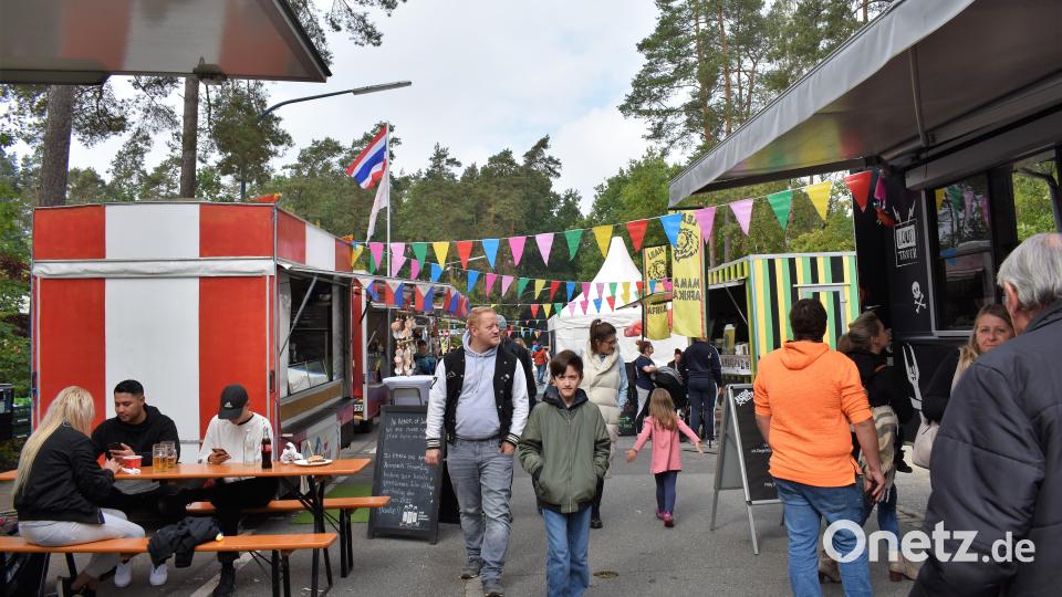 Das 1. Streetfood-Festival ging am Wochenende beim Städtischen Waldbad in Grafenwöhr über die Bühne. Bild: rgr