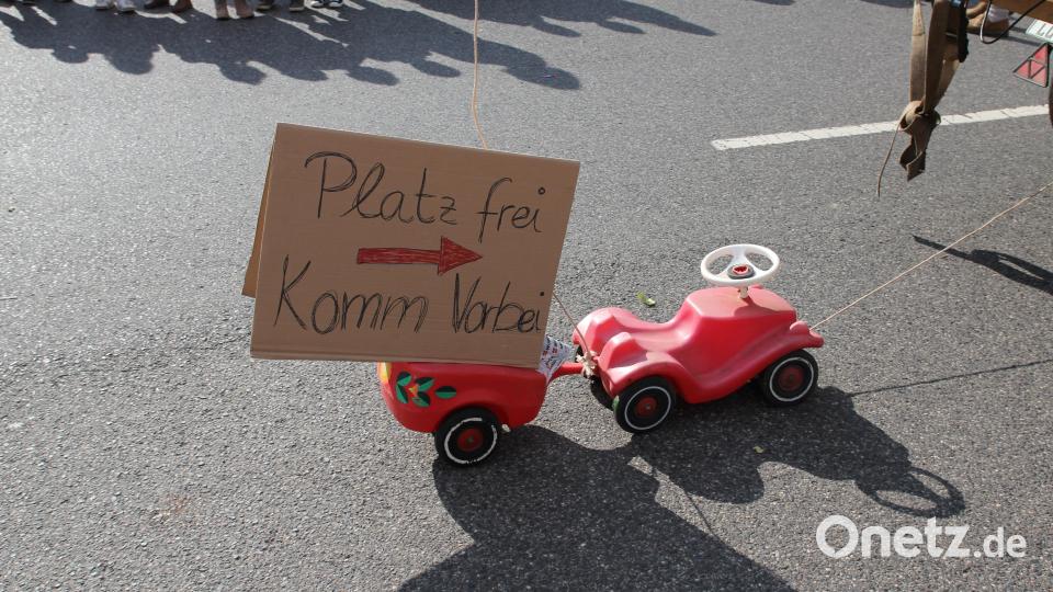 Der kleinste Kirwawagen blieb unbesetzt. Bild: fks