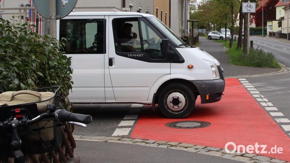 Ein Problem für Autofahrer sind schlecht einsehbare Einmündungen, aber das Fahrrad hat Vorfahrt. Bild: mfh