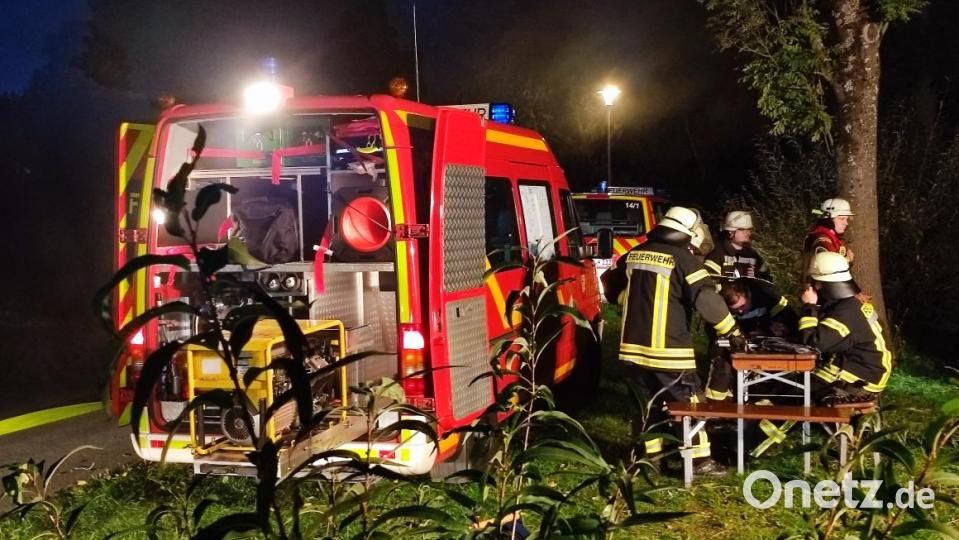 Bei der Einsatzleitung laufen alle Informationen zusammen. Bild: hme