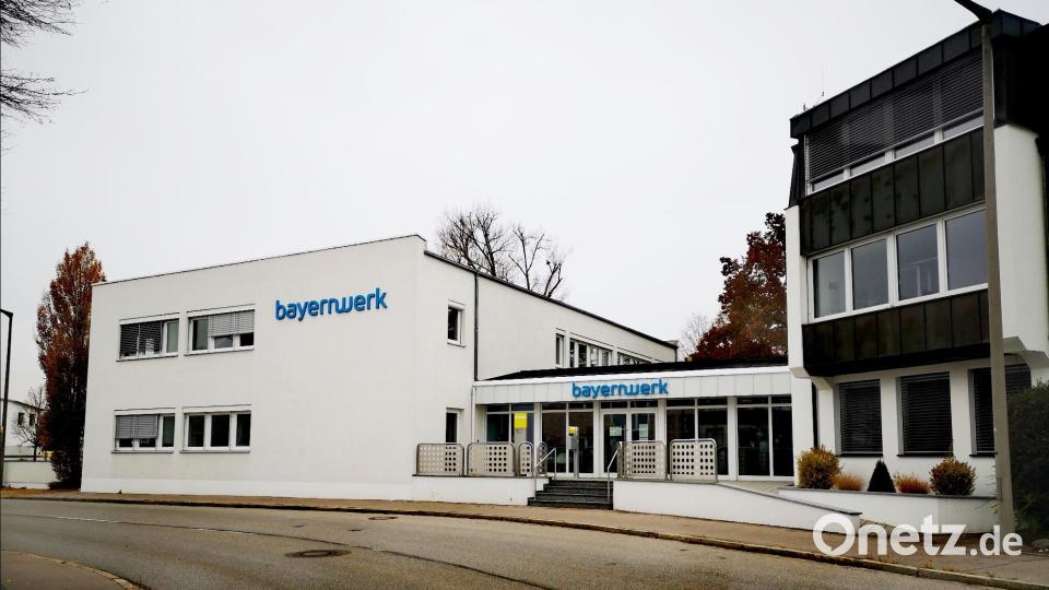Mit dem Namen Bayernwerk verband man im Landkreis Schwandorf sieben Jahrzehnte lang das Kohlekraftwerk &quot;Else&quot; in Dachelhofen. Es wurde 2002 stillgelegt. Der ehemalige Bayernwerk-Konzern ging zur gleichen Zeit in Eon auf, sein Name aber überlebte: als Bayernwerk Netz GmbH. Sie hat in Schwandorf noch ein Kundencenter (Bild). Bild: Thomas Dobler