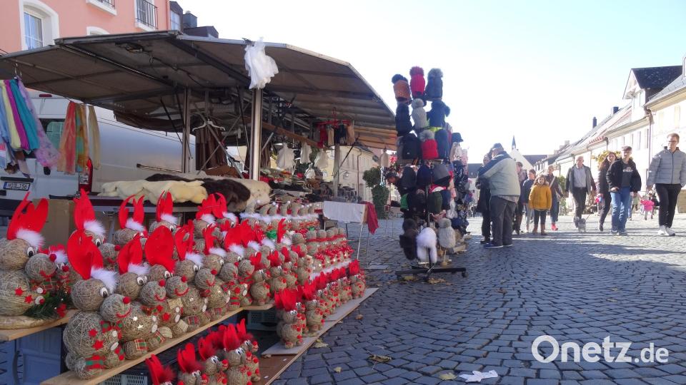 Das Angebot der Fieranten beim Marktsonntag war recht übersichtlich. Bild: ak