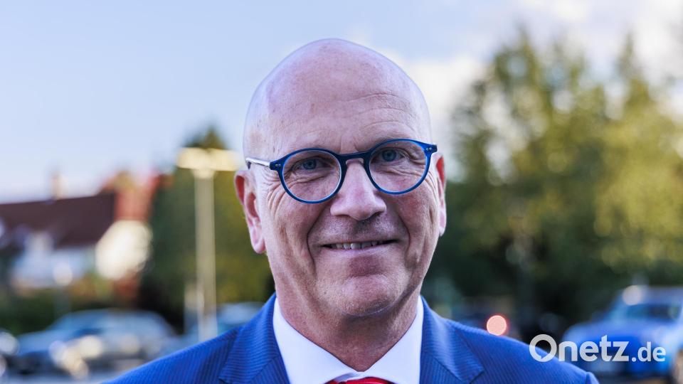 &quot;Ich möchte aus der Ministerialbürokratie nicht mehr hören, was nicht geht, sondern darüber sprechen, was geht.&quot; (Uwe Brandl, Gemeindetagspräsident) Bild: Hösamer