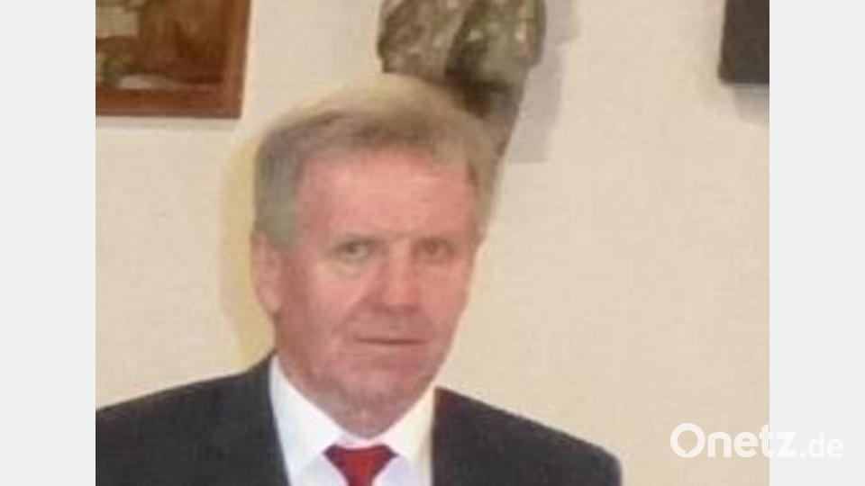 &quot;Bitte stellen Sie sich darauf und ziehen Sie sich wärmer an.&quot; (Kirchenpfleger Karl Bauer zur Energiekostenproblematik) Bild: bk