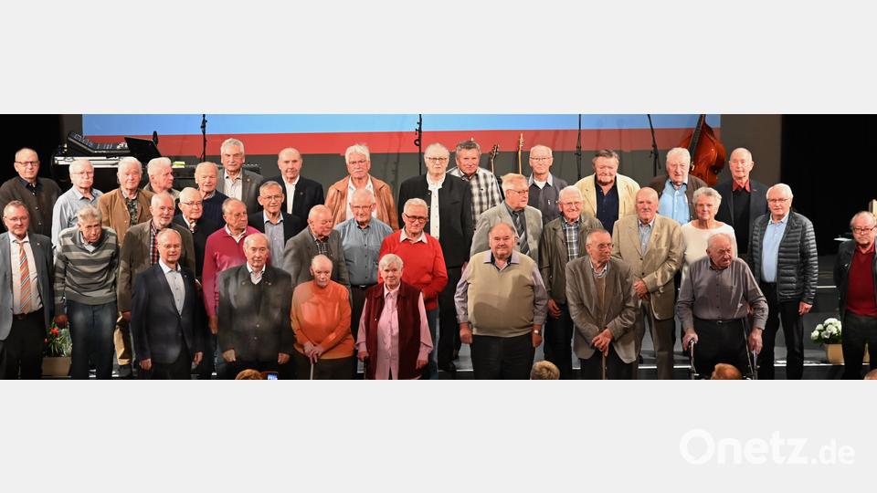 Die Geehrten für 60 Jahre. Bild: gf