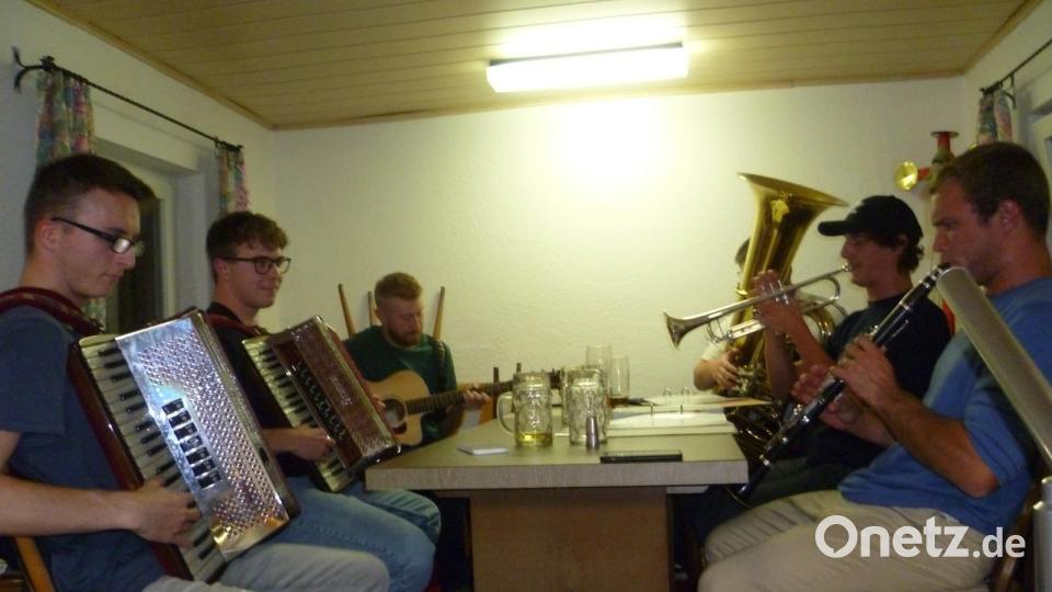Hier harmonieren Königsteiner und Sulzbacher Musikanten. Bild: lei