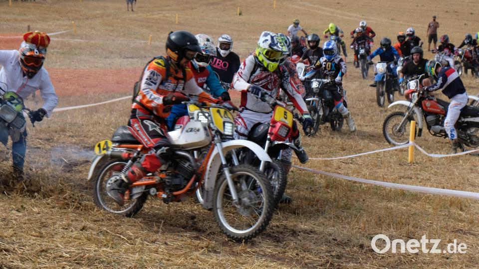 Schon der Massenstart war auf der einen Kilometer langen Rennstrecke in Feilersdorf spektakulär Bild: do
