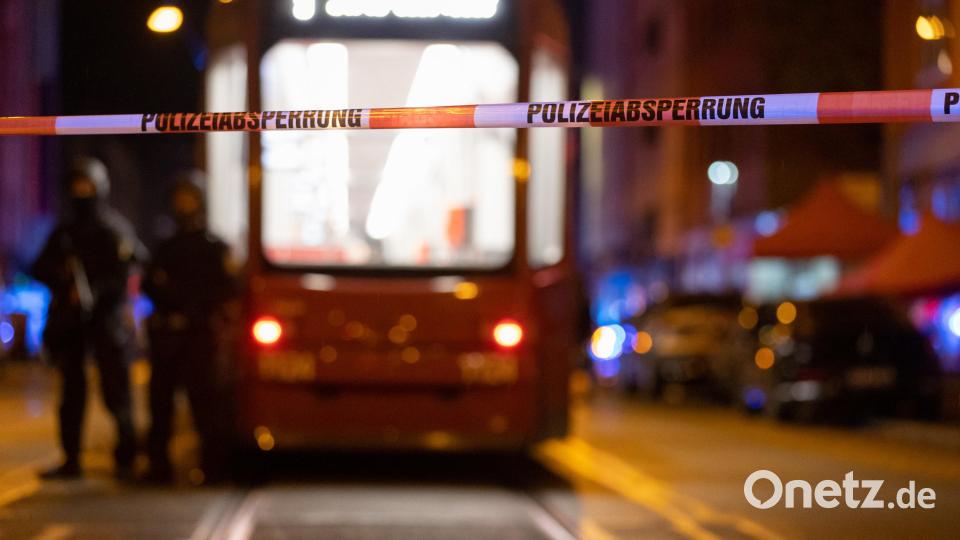 Bei Schüssen in der Nürnberger Südstadt ist am Montagabend ein Mann ums Leben gekommen. Ein weiterer wurde schwer verletzt. Bild: Daniel Karmann