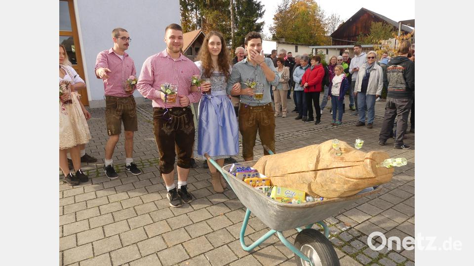 „Klopfer“-Schweinchen mit grünem Blick. Bild: rn
