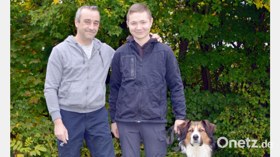 Tagessieger Maximilian Ost mit Miro und Ausbildungswart Andreas Distler (BG Nabburg). Bild: Sonja Zühlke/exb