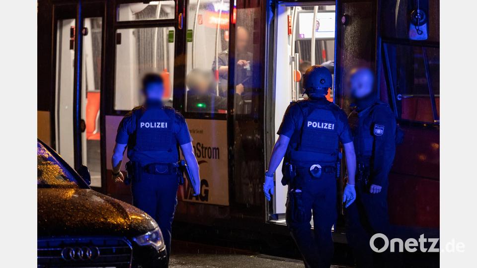 Bei Schüssen in der Nürnberger Südstadt ist am Montagabend ein Mann ums Leben gekommen. Ein weiterer wurde schwer verletzt. Bild: Daniel Karmann