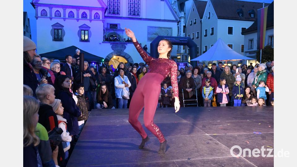 Eine Tänzerin der Gruppe &quot;N-Dancing&quot;. Bild: Gabi Schönberger