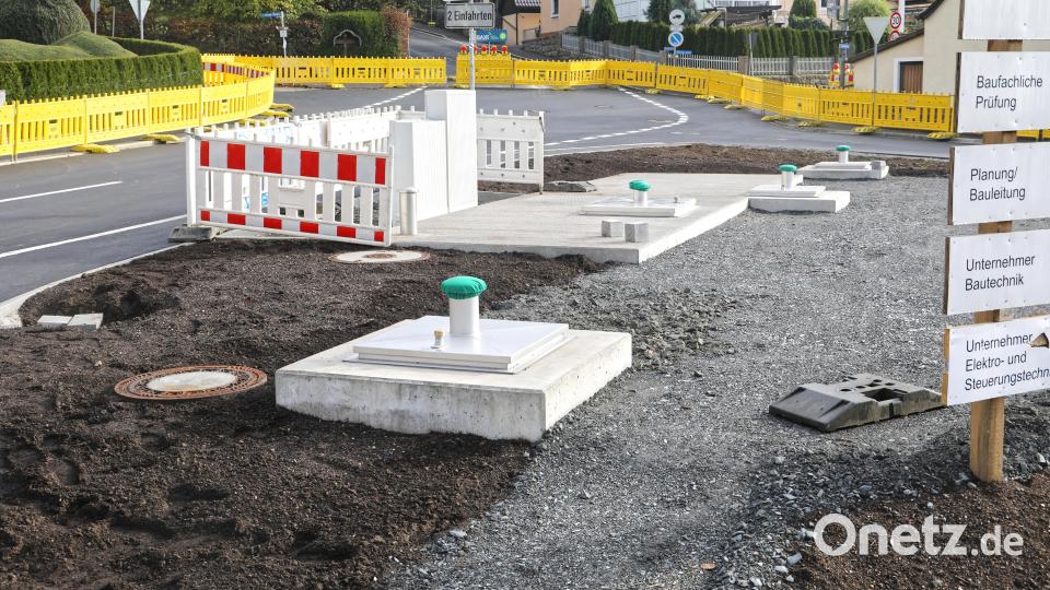 Die Einstiegsschächte zum Regenüberlaufbecken. Bild: njn