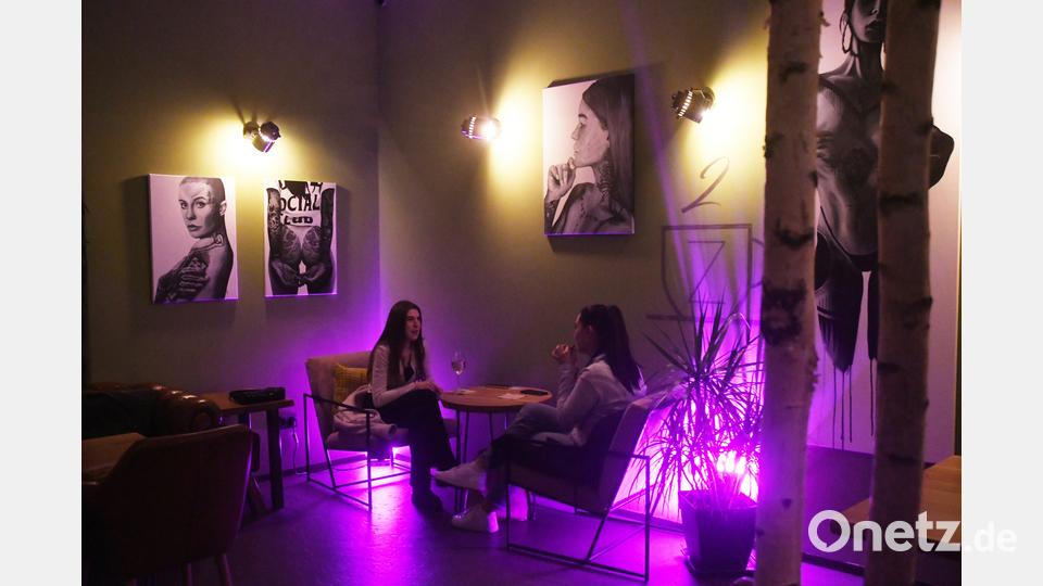 Eine Kunstausstellung ist im &quot;Zimmer Nr.2&quot; zu sehen. Bild: Gabi Schönberger