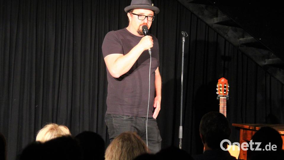 Helmut A. Binser sorgte am Schafferhof für viele Lacher Bild: stg