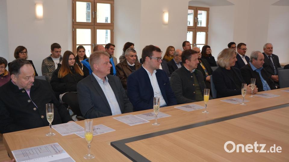 Geladene Gäste beim Festakt. Bild: jr