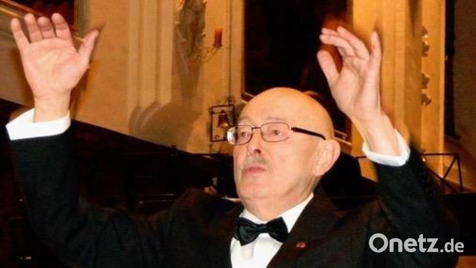 Karl Heinz Malzer wird an seinem 80. Geburtstag am 19. November sein Abschiedskonzert in der Stadtpfarrkirche in Pleystein geben. Archivbild: Karl Heinz Malzer/exb